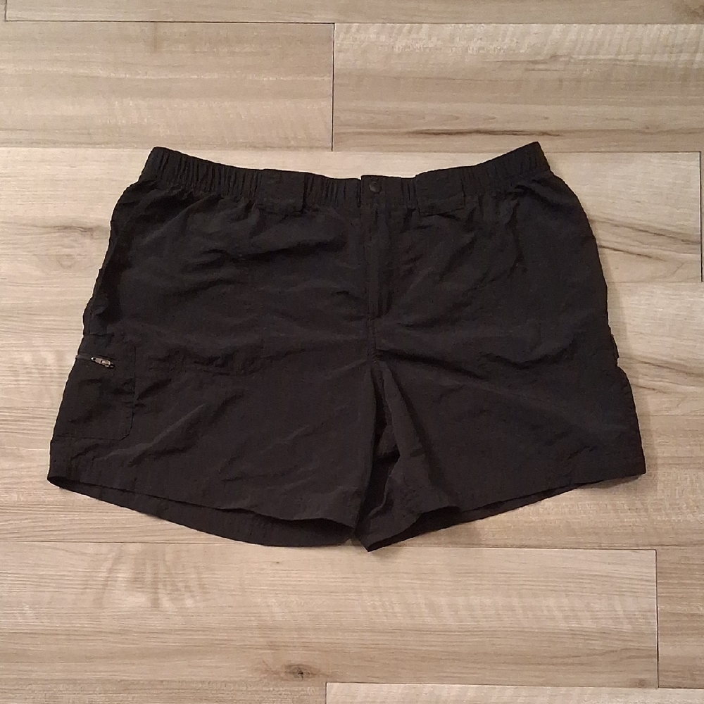 Columbia Black Women's Cargo Shorts